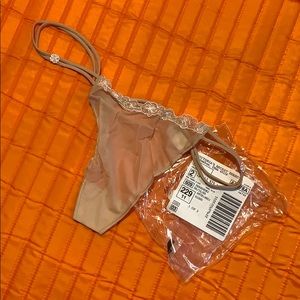 Victoria’s Secret V-string